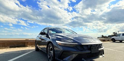 Hyundai Elantra 2025