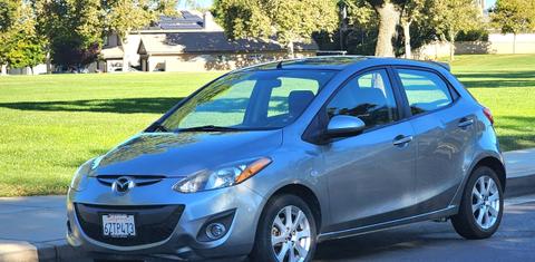Mazda Mazda2 2013
