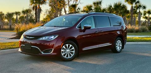 Chrysler Pacifica 2017
