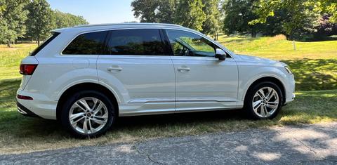 Audi Q7 2024