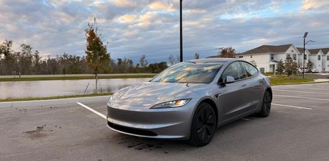 Tesla Model 3 2025