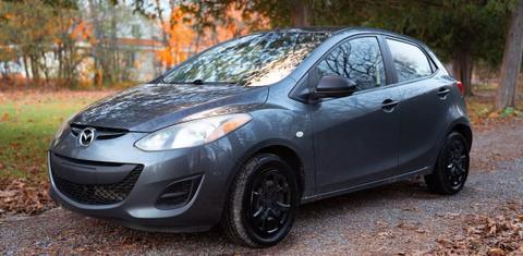 Mazda Mazda2 2012