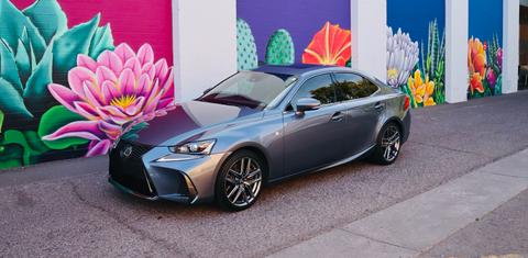 Lexus IS 2018