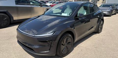 Tesla Model Y 2026