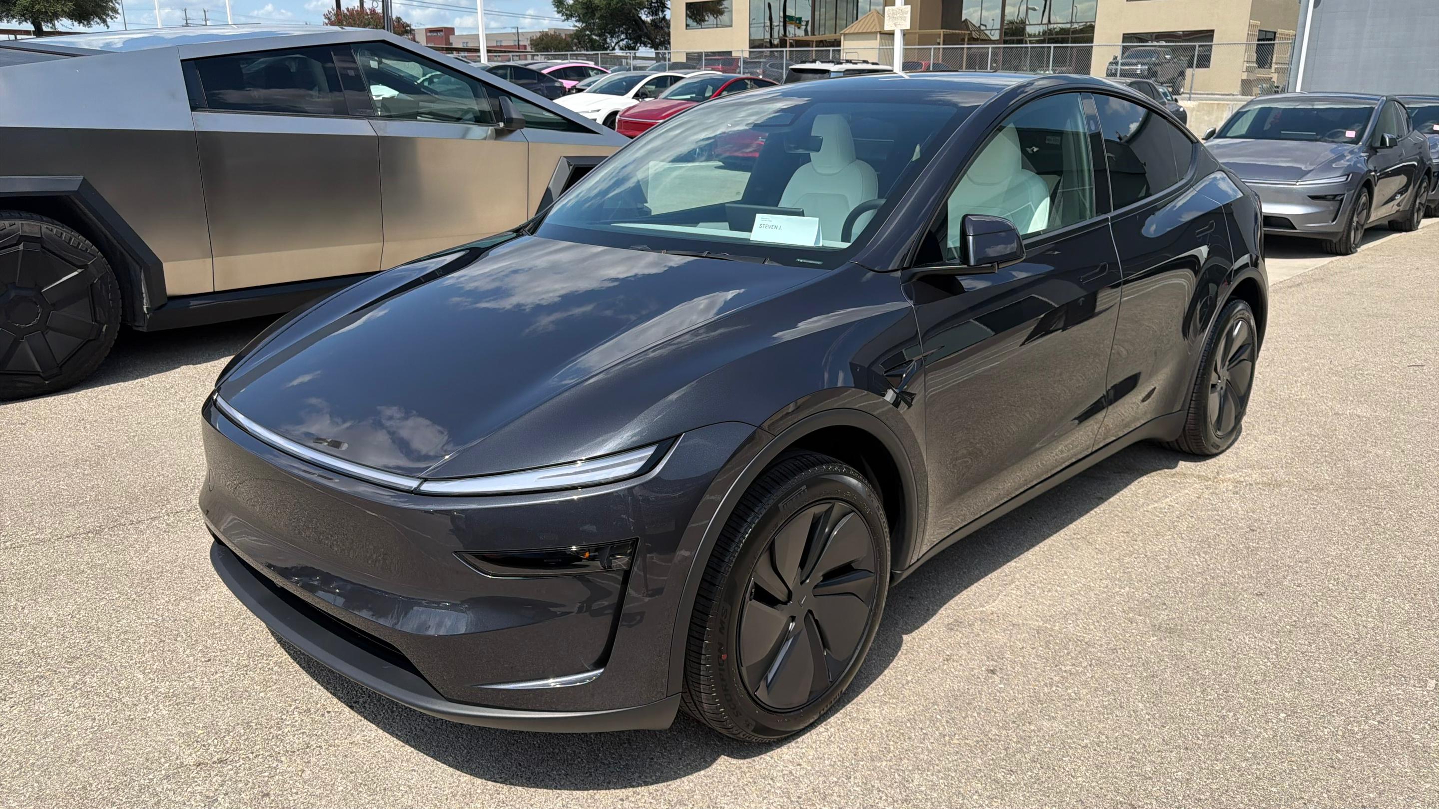 Tesla Model Y 2026 in San Antonio, TX