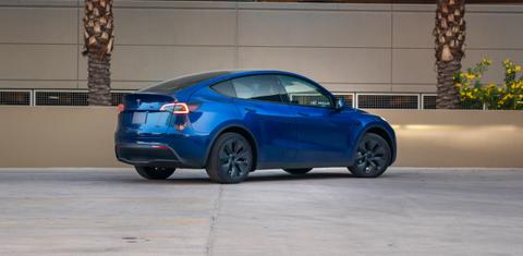 Tesla Model Y 2024