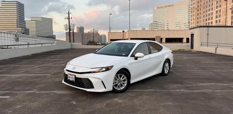Toyota Camry Hybrid 2025