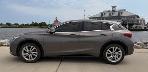 INFINITI QX30 2018
