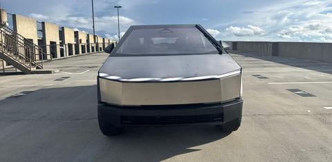 Tesla Cybertruck 2025