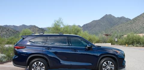 Toyota Highlander 2021