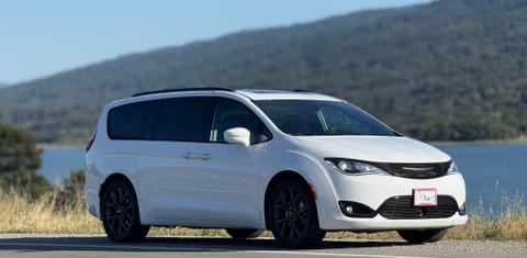 Chrysler Pacifica 2019