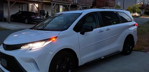 Toyota Sienna 2025