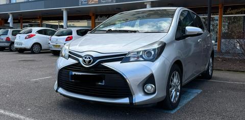 Toyota YARIS 2015