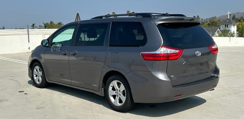 Toyota Sienna 2015