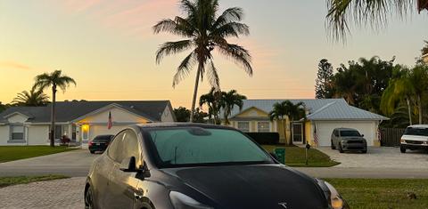 Tesla Model Y 2021