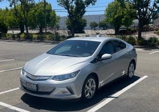 Chevrolet Volt car