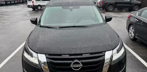 Nissan Pathfinder 2022