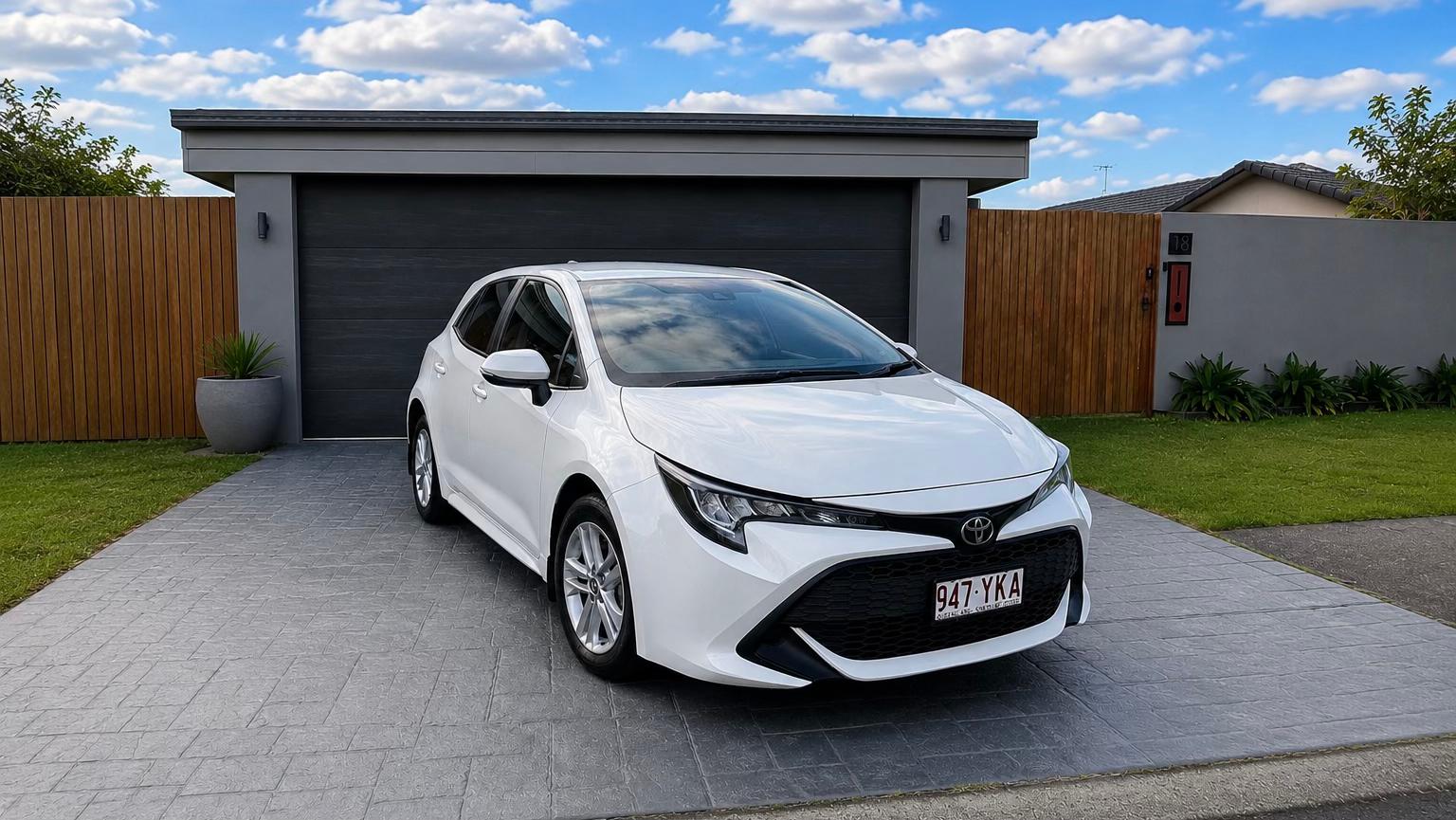 Toyota COROLLA 2018 in Elanora