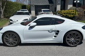 Porsche 718 Cayman 2024 in Saint-Jean-sur-Richelieu
