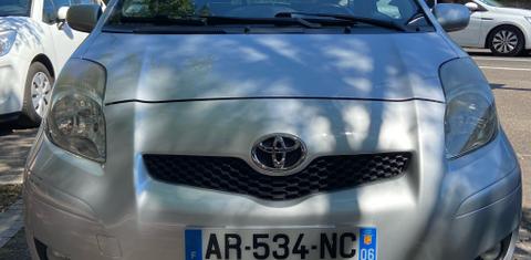 Toyota YARIS 2010