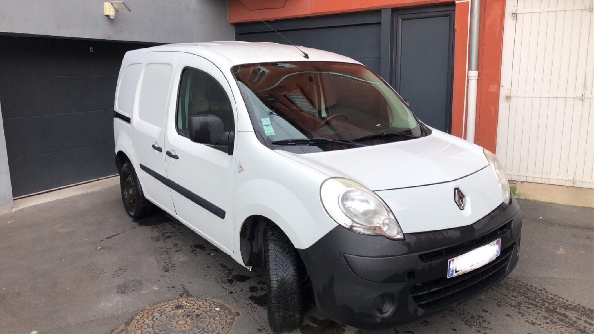 Renault KANGOO EXPRESS 2011 à Saint-Étienne