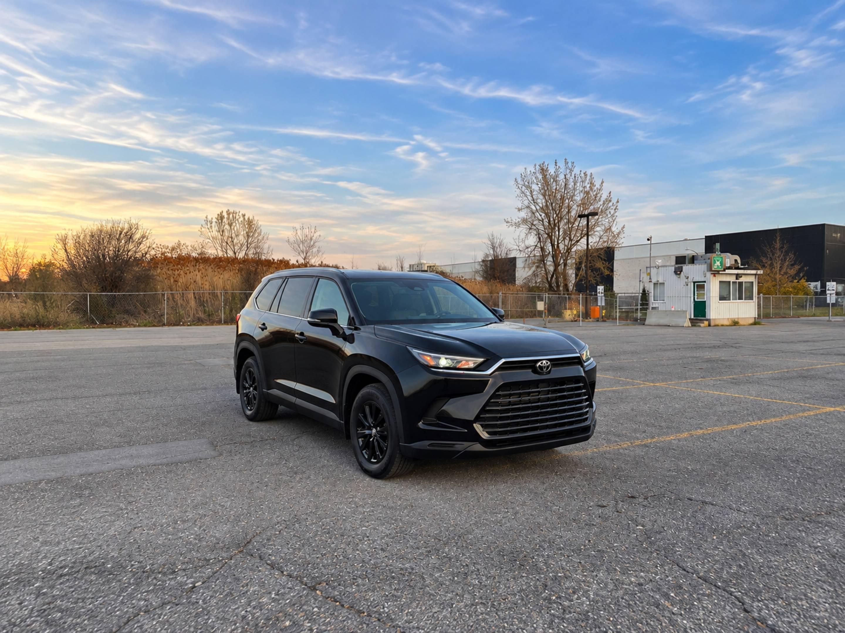 Toyota Grand Highlander 2025 in Westmount, QC