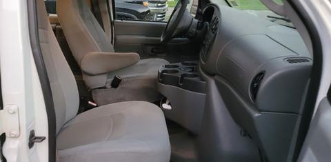Ford Econoline 2008