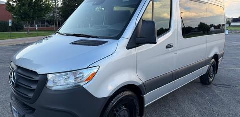 Mercedes-Benz Sprinter 2024