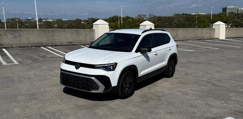 Volkswagen Taos 2025