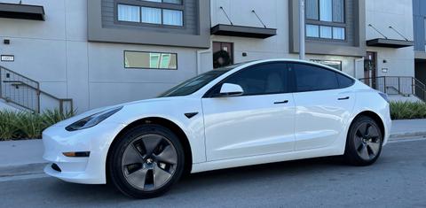Tesla Model 3 2021