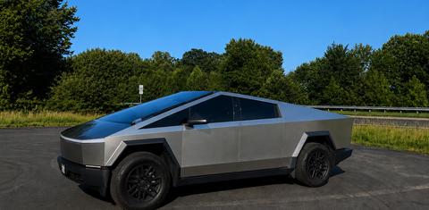 Tesla Cybertruck 2025