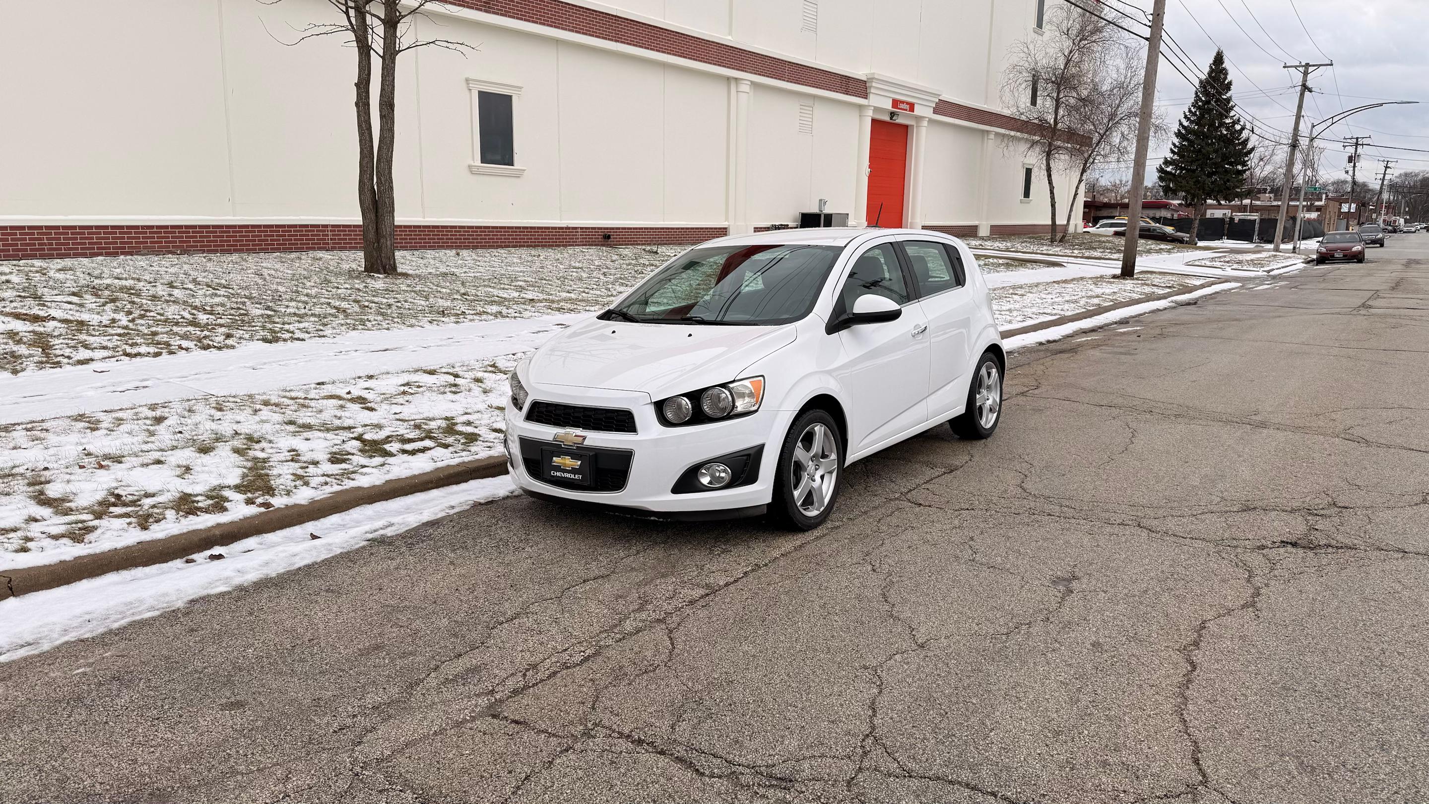 Chevrolet Sonic 2015 in 