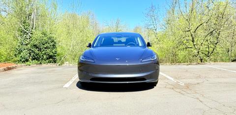 Tesla Model 3 2025