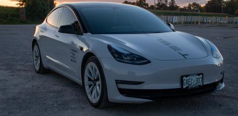Tesla Model 3 2022