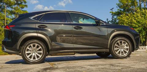 Lexus NX 2021