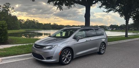 Chrysler Pacifica 2019