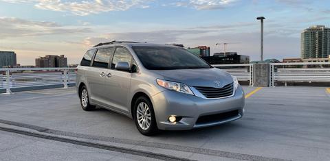 Toyota Sienna 2013