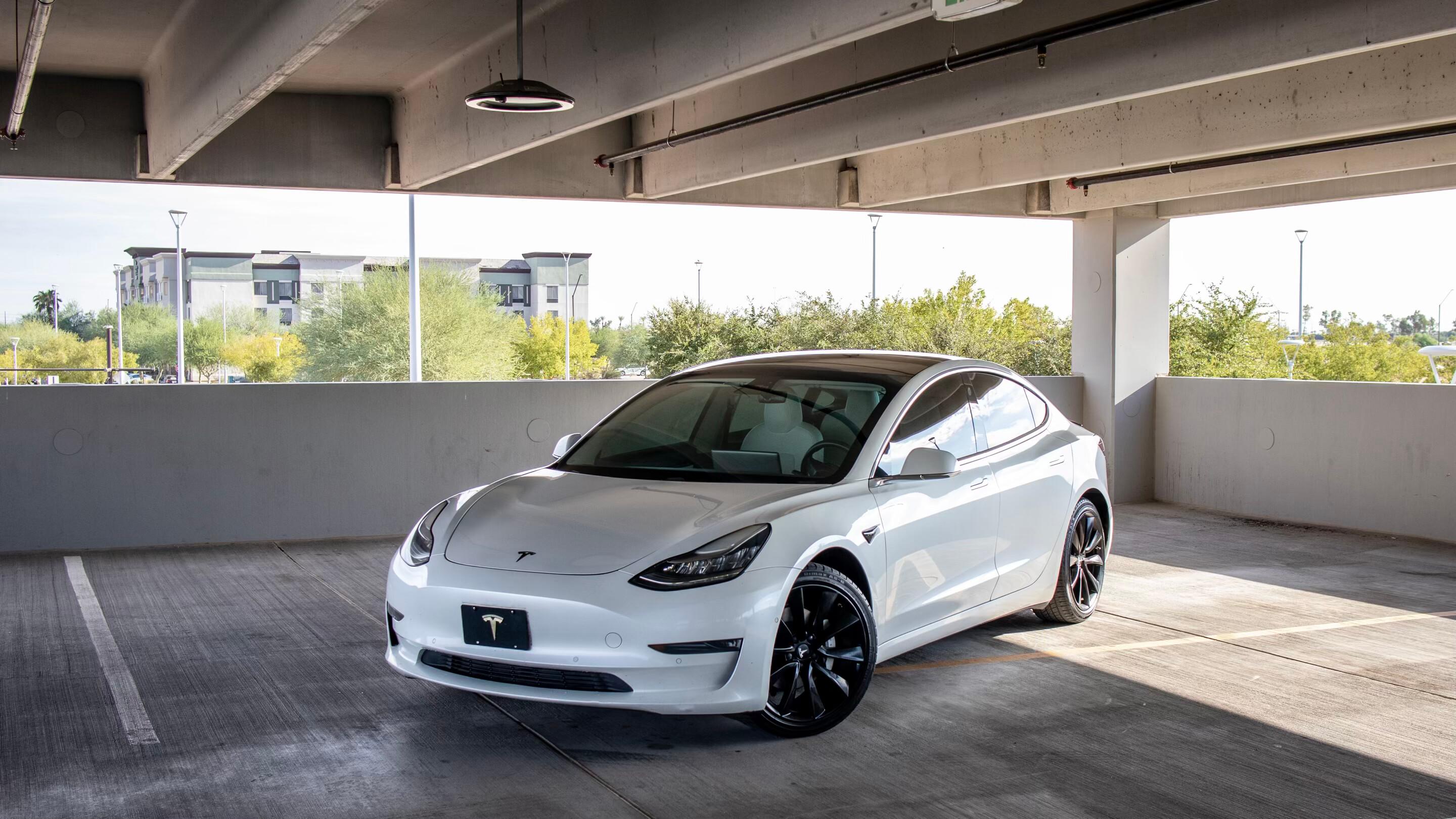 Tesla Model 3 2020 in 