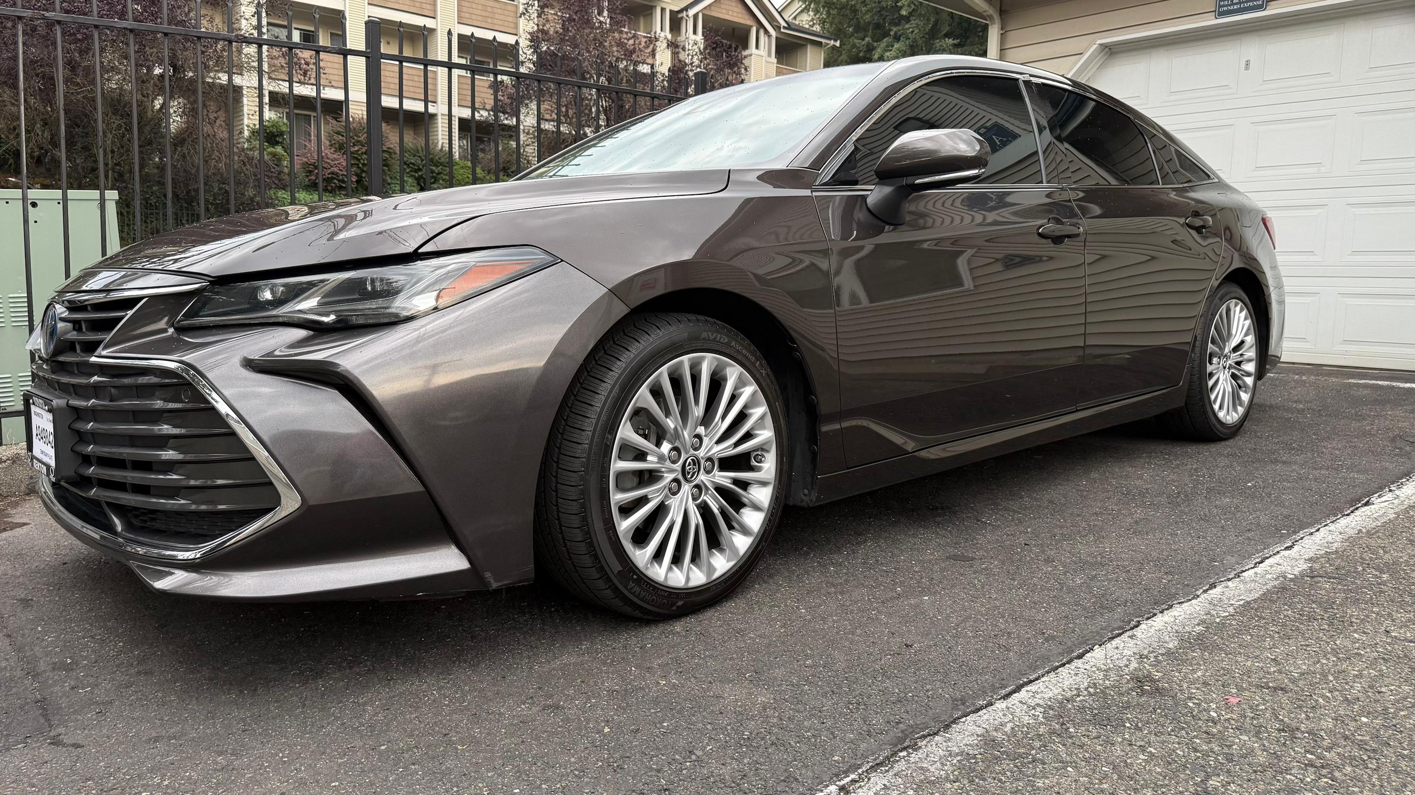 Toyota Avalon Hybrid 2019 in Tacoma, WA