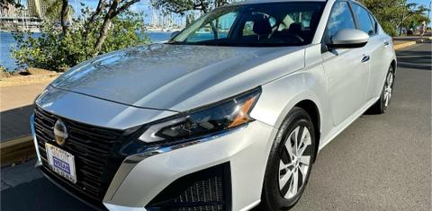 Nissan Altima 2023