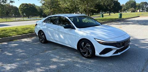 Hyundai Elantra 2025