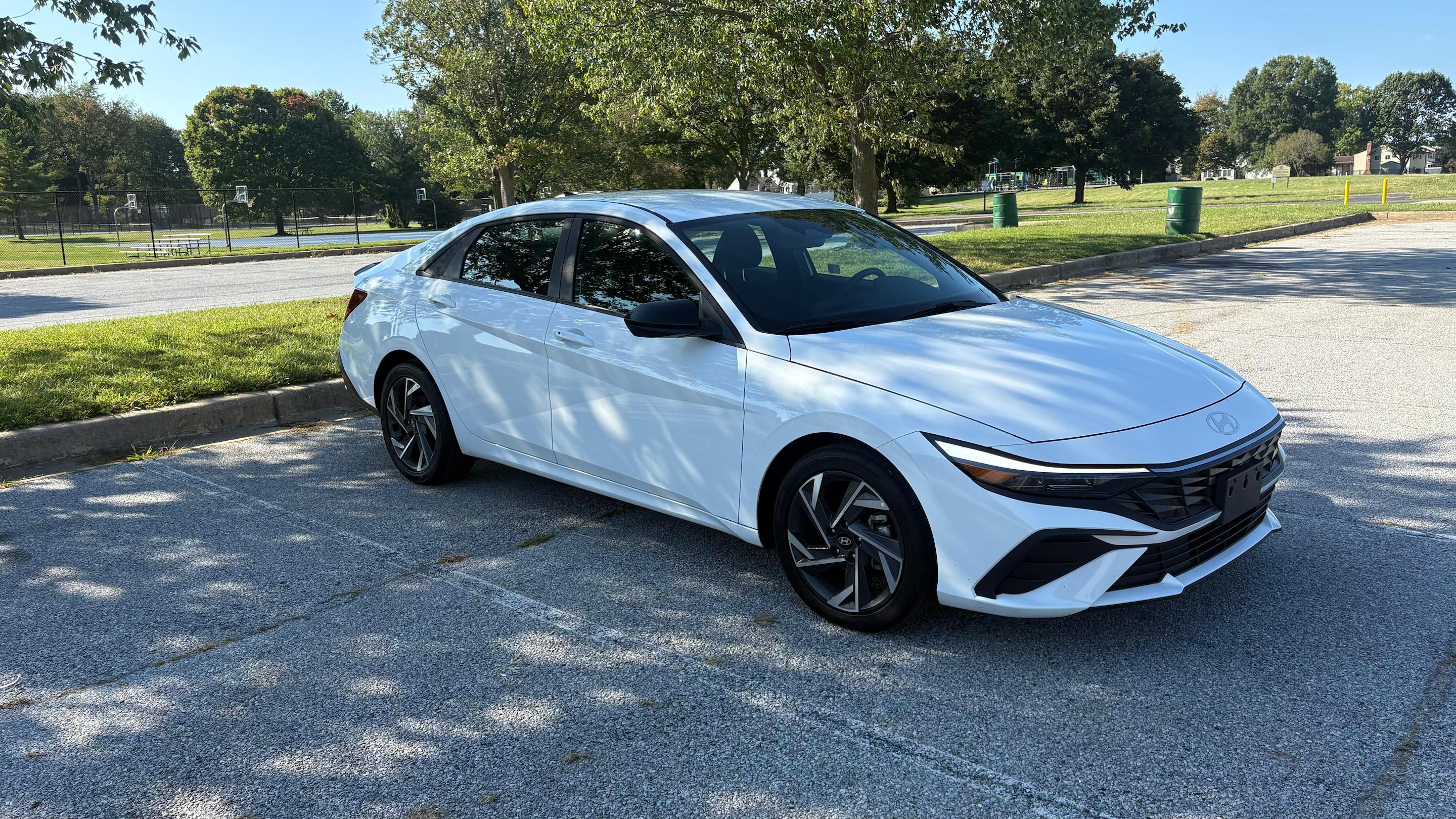 Hyundai Elantra 2025 in Newark, DE