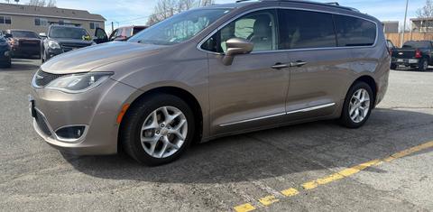 Chrysler Pacifica 2017