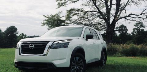 Nissan Pathfinder 2024
