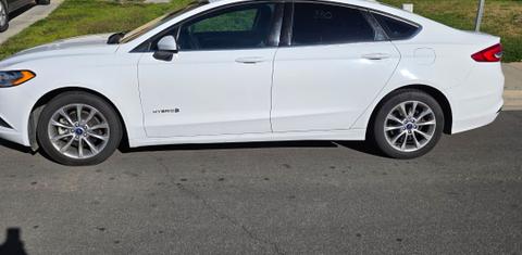 Ford Fusion Hybrid 2017