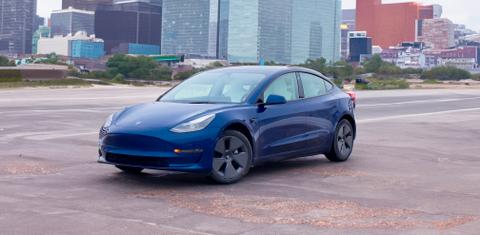 Tesla Model 3 2023