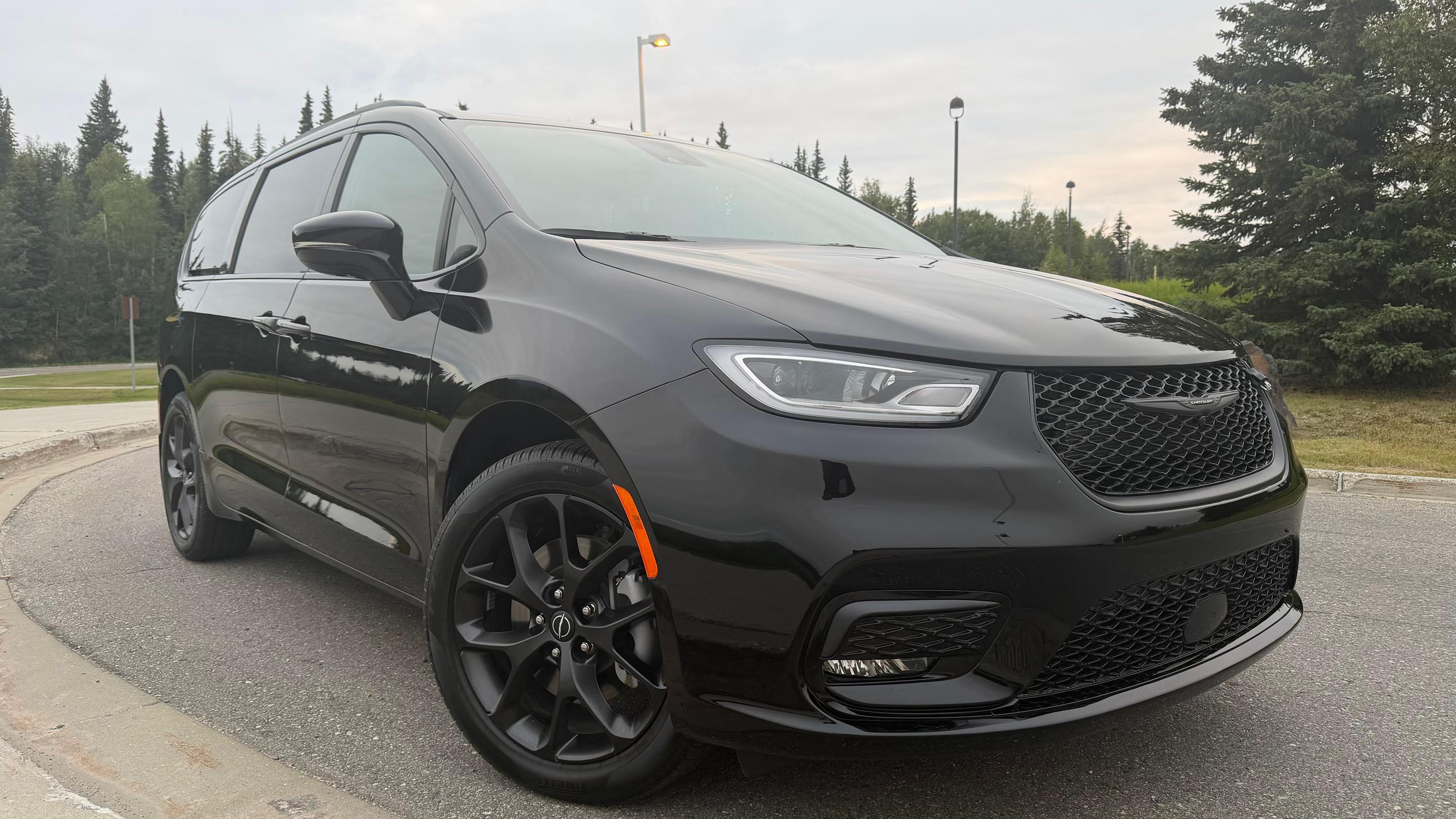 Chrysler Pacifica 2026 in Fairbanks, AK