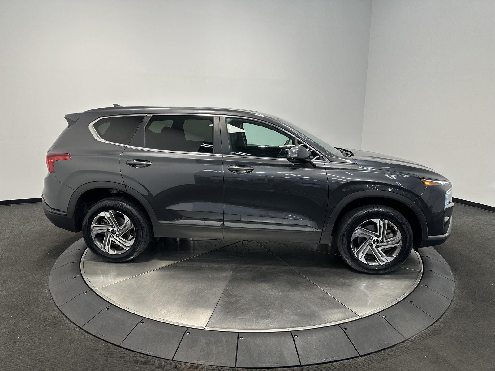 Hyundai Santa Fe 2023 in 