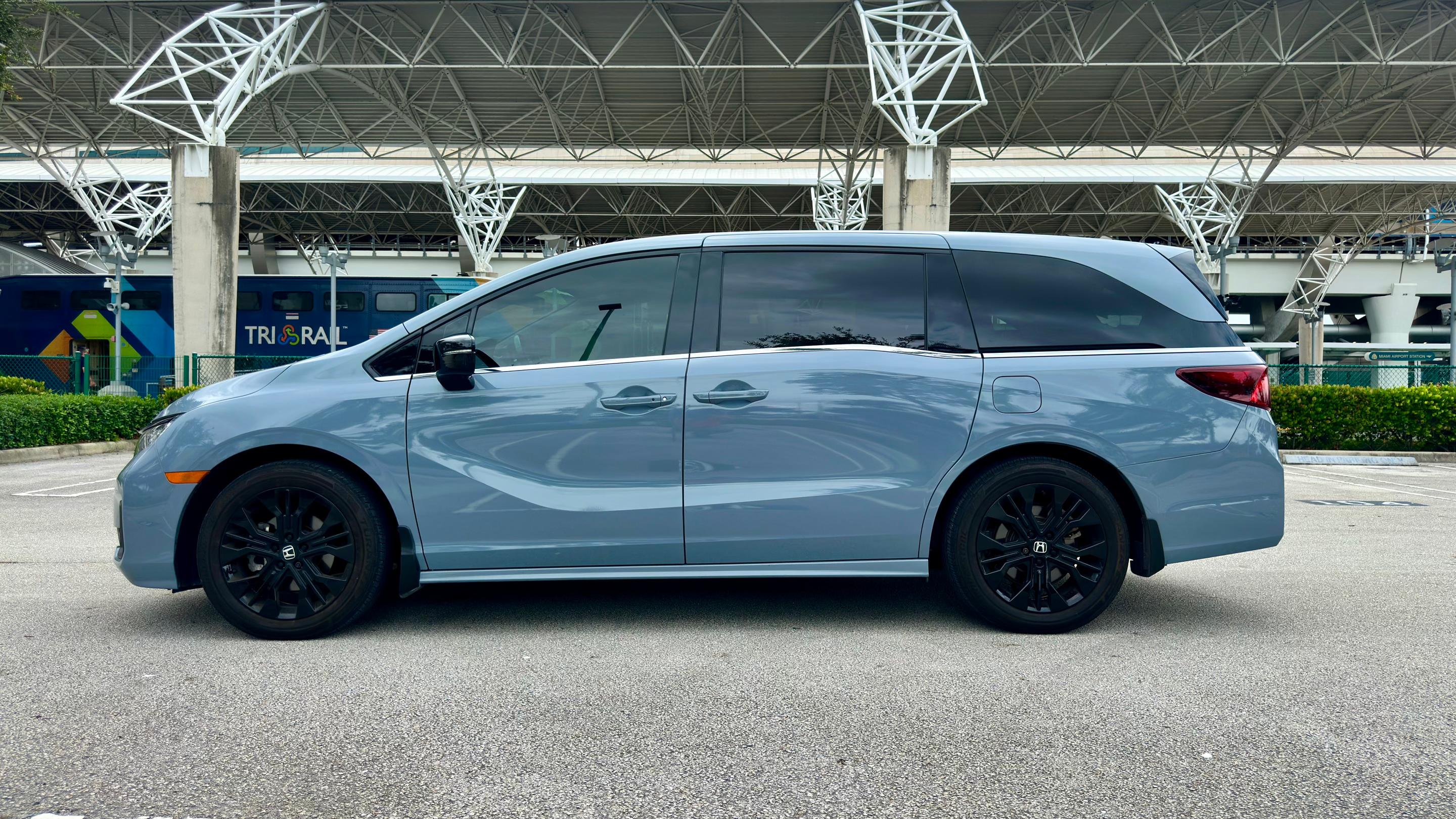 Honda Odyssey 2025 in Miami, FL