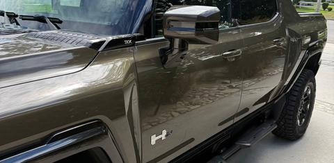 GMC HUMMER EV 2025